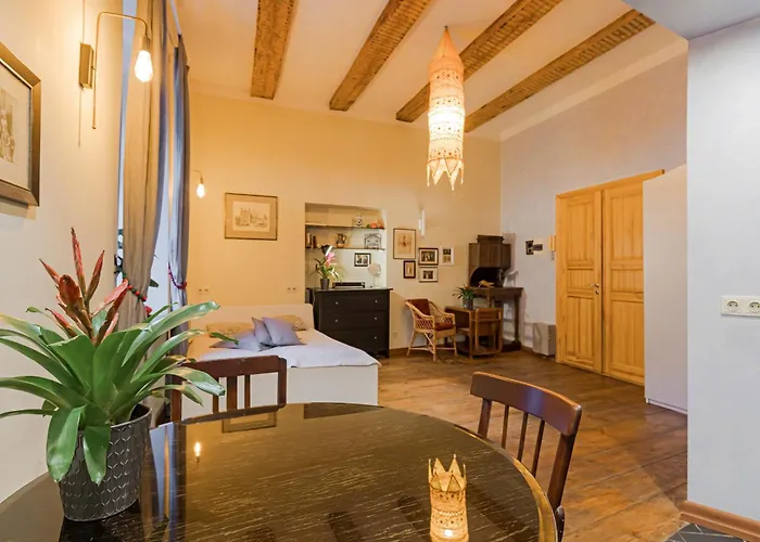 Vintage Old Town Apartments